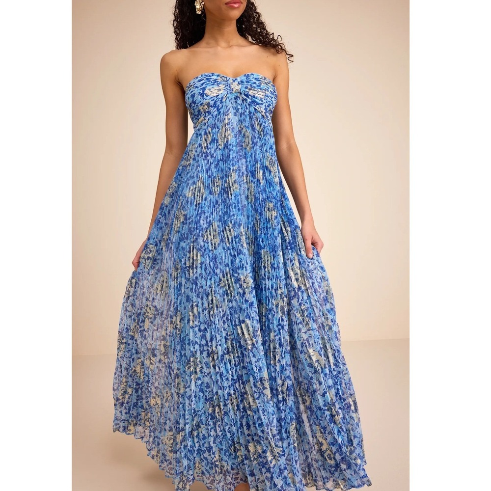 Lulus Lynwen Blue Abstract Pleated‎ Strapless Flowy Maxi Dress Size Small NEW